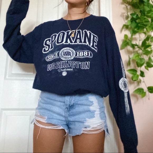 Gildan Tops - *SOLD* Washington Graphic Long Sleeve